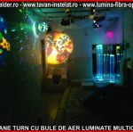 coloane tub bule aer luminos